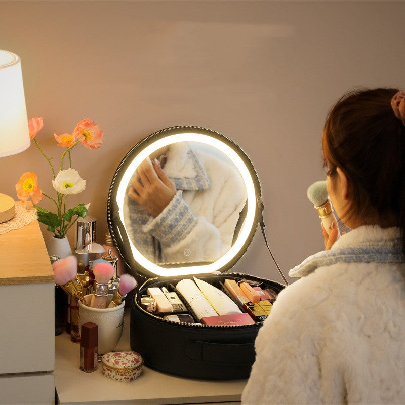 LUXE™ Round Nice LED Makeup Bag